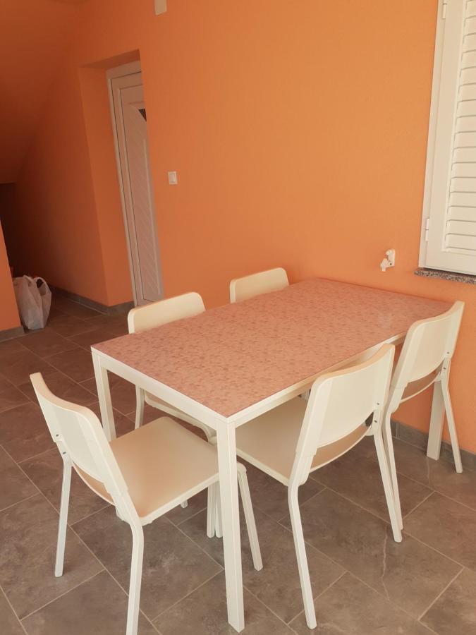 Apartmani Kid Vir Esterno foto