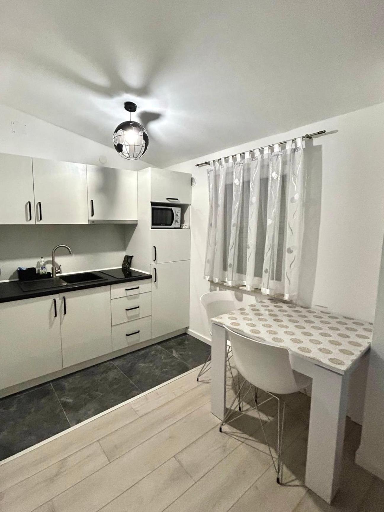 Apartmani Kid Vir Esterno foto