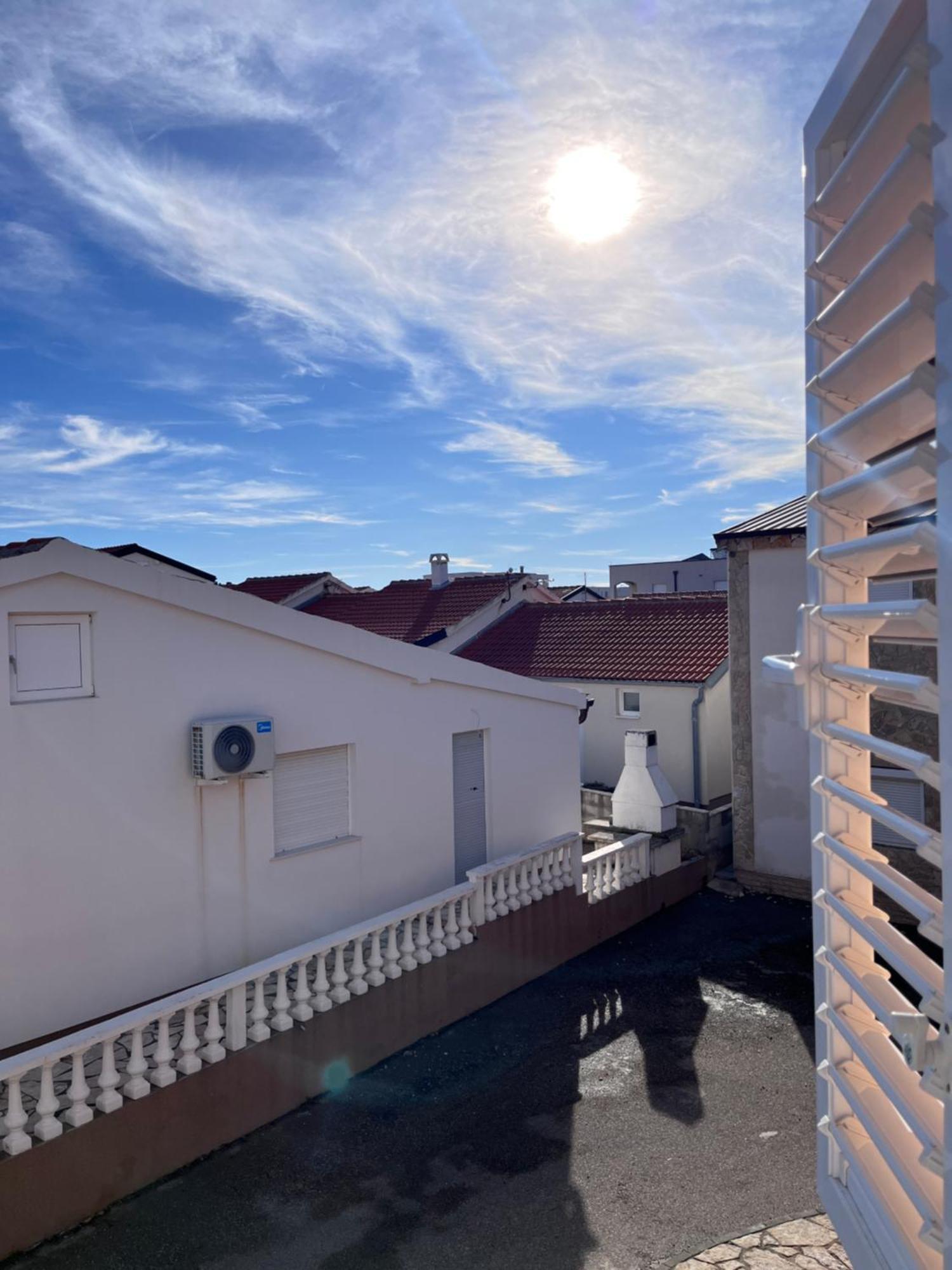 Apartmani Kid Vir Esterno foto