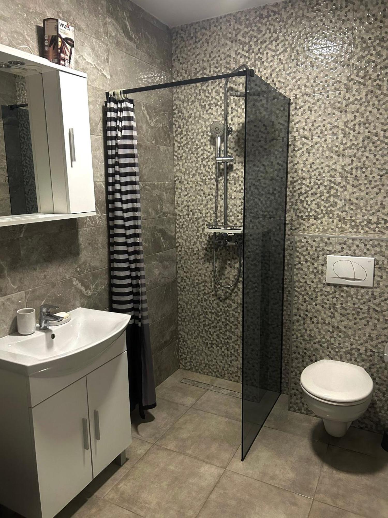 Apartmani Kid Vir Esterno foto